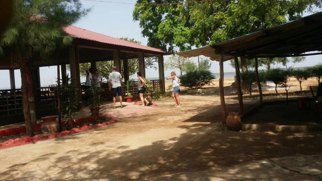 Tendaba Camp Exterior photo